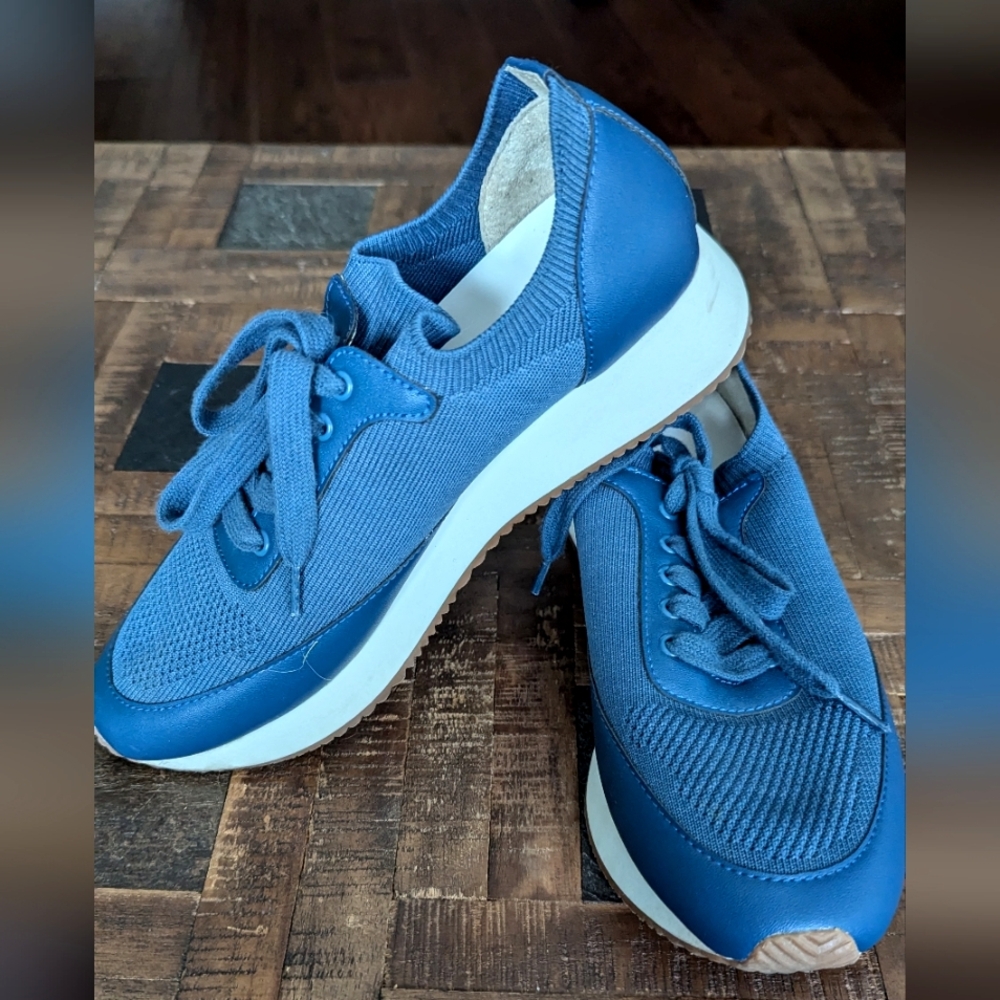 Banana Republic Cloth Trainer- 0005